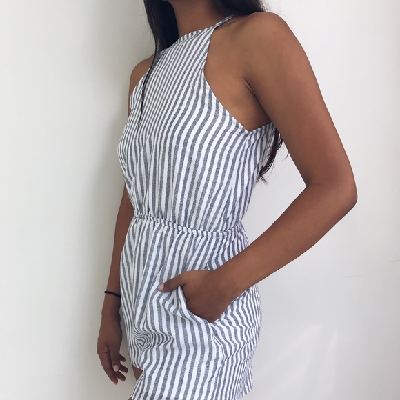 🆕 Jess - Striped Strappy Romper - Picture 3 of 4